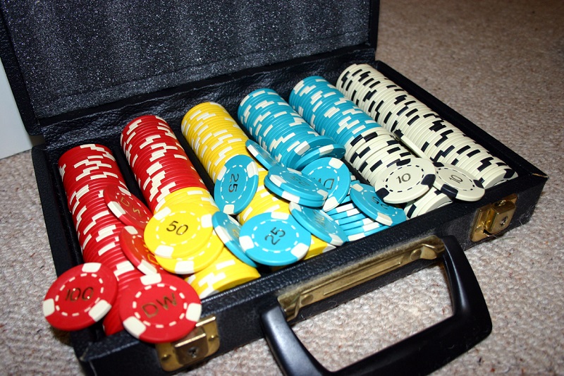Các loại phỉnh Poker phổ biến