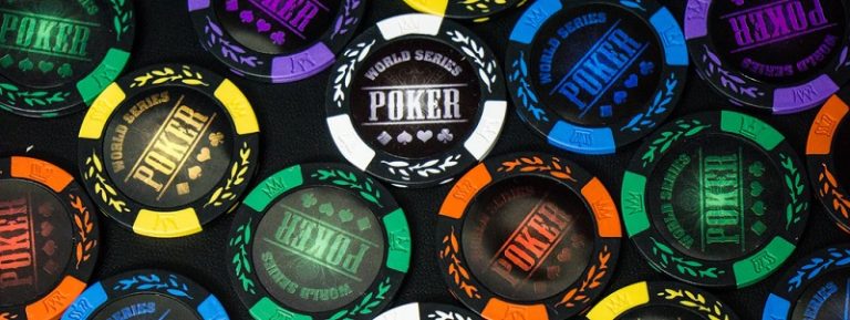 Phỉnh Poker là gì? Giá trị các đồng chip khi quy đổi ra tiền mặt