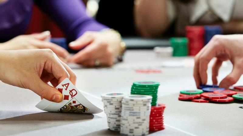 Tilt Poker là gì?
